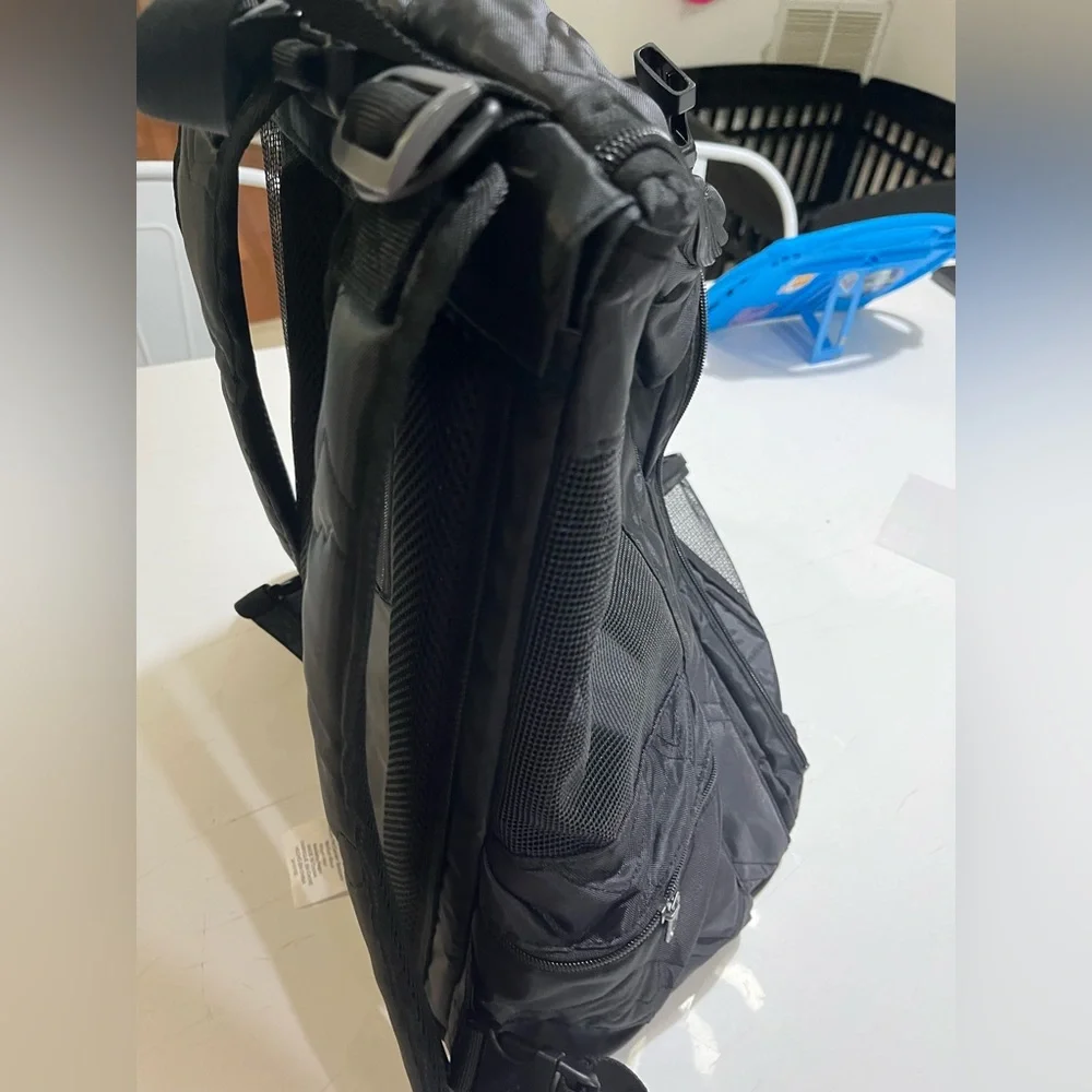 New dog carrier /backpack